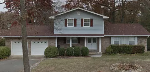 1315 N Glen Dr, Hixson, TN 37343