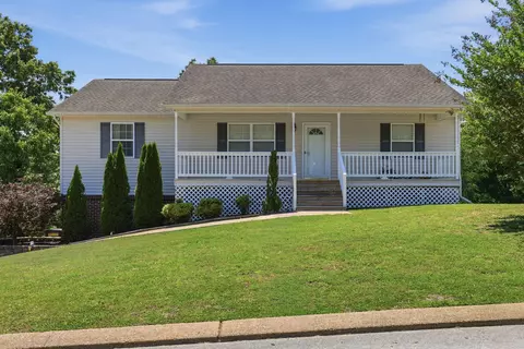 12797 Emerald Creek Cir, Soddy Daisy, TN 37379