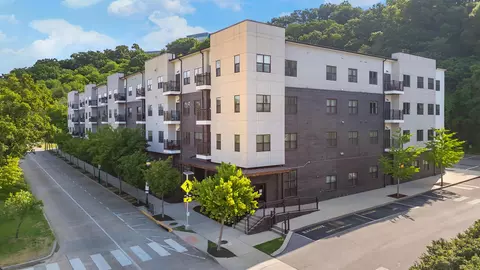 782 Riverfront Pkwy #409, Chattanooga, TN 37402