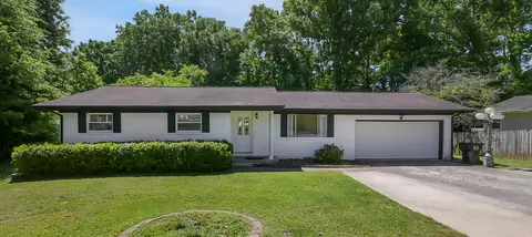 445 Kelsey Dr, Rossville, GA 30741