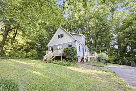 Exterior - 400 Alex Dr, Dalton, GA 30720 photo 5 of 10