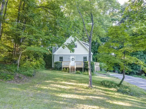 Exterior - 400 Alex Dr, Dalton, GA 30720 photo 8 of 10