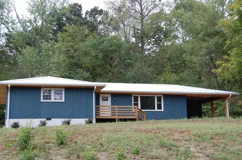 783 Mission Ridge Rd, Rossville, GA 30741