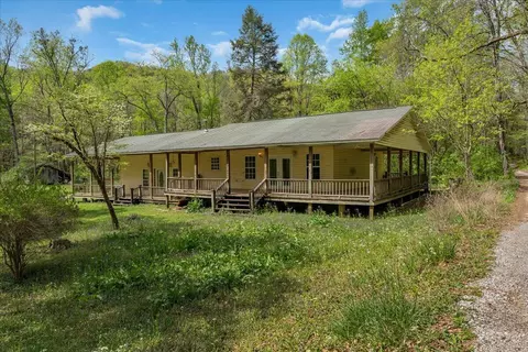 360 Dixon Cove Rd, Sequatchie, TN 37374 photo 3