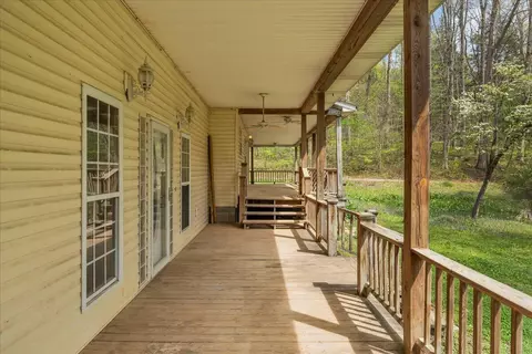 360 Dixon Cove Rd, Sequatchie, TN 37374 photo 8