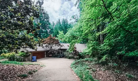 620 Stonebrook Dr, Chattanooga, TN 37415