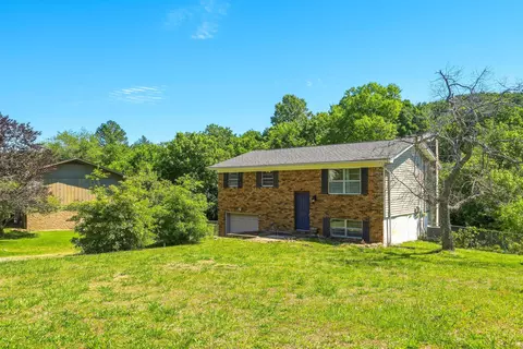 433 Sevier St, Hixson, TN 37343