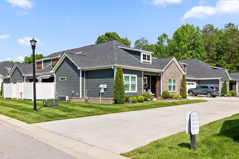 3352 Stone Creek Dr, Chattanooga, TN 37405
