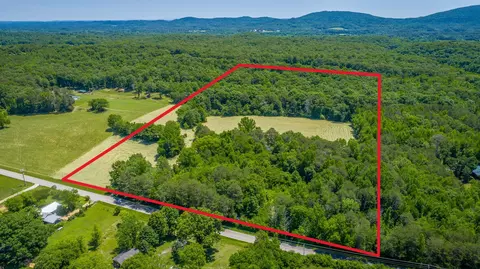 1655 W Cove Rd, Chickamauga, GA 30707
