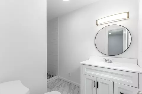 Bath - 2223 Beeler Ave, Chattanooga, TN 37421 photo 3 of 6