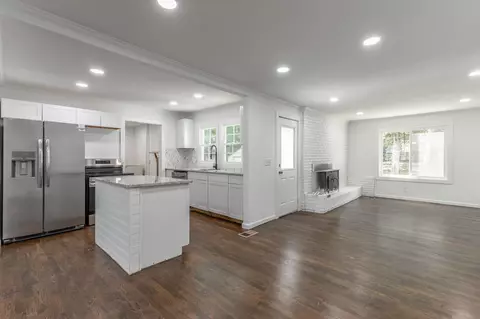 Living - 2223 Beeler Ave, Chattanooga, TN 37421 photo 2 of 13