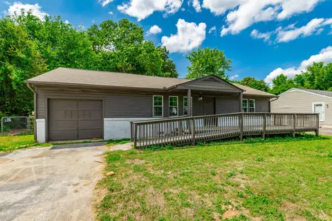 Exterior - 2223 Beeler Ave, Chattanooga, TN 37421 photo 3 of 9