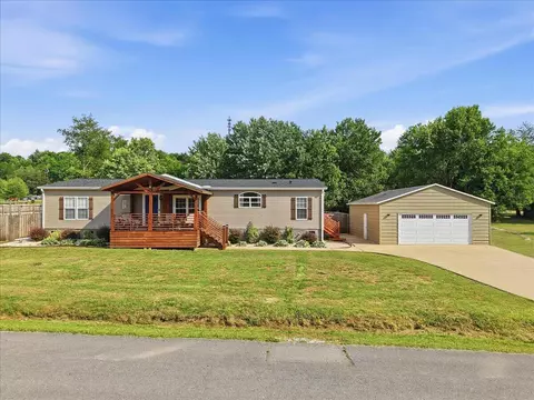 319 Tucker Rd, Seymour, TN 37865