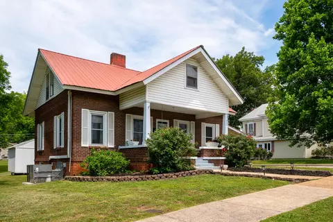 804 Elm Ave, South Pittsburg, TN 37380