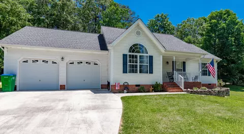 618 Howard Leonard Rd, Ringgold, GA 30736