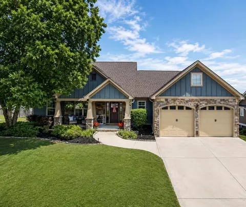 37 Bur Oak Dr, Ringgold, GA 30736