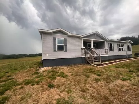652 Shahan Ln, Lafayette, GA 30728