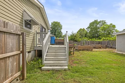 Exterior - 3 Walker Ave, Fort Oglethorpe, GA 30742 photo 6 of 9