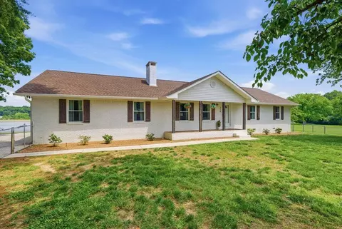318 Sunset Estates Dr, Dayton, TN 37321
