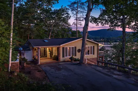 11642 Holly Cir, Soddy Daisy, TN 37379