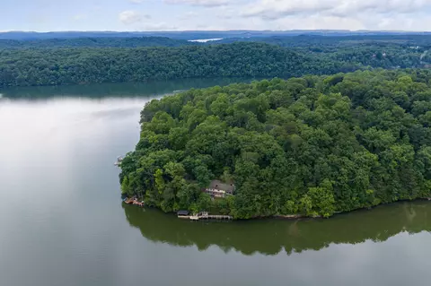 11642 Holly Cir, Soddy Daisy, TN 37379
