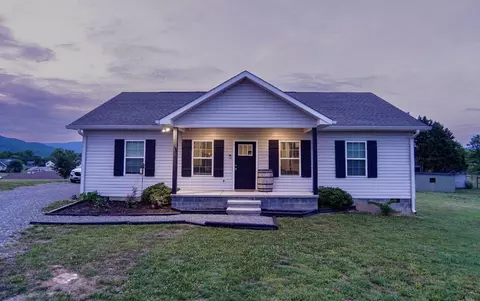 150 Reba Dr, Whitwell, TN 37397