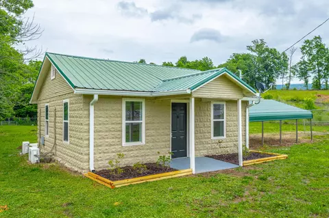 190 Sunset Dr, Trenton, GA 30752