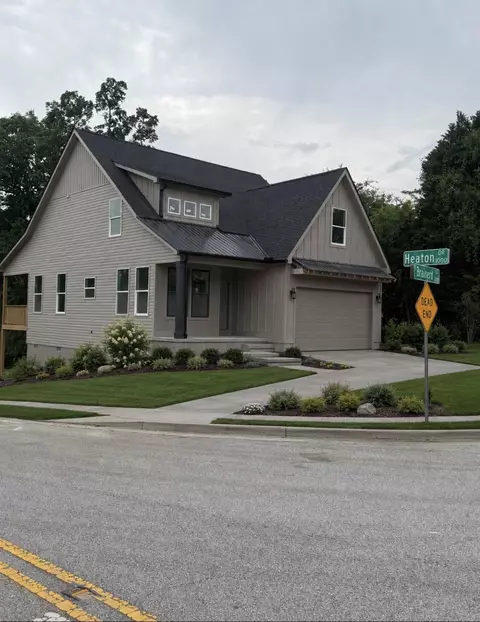 8494 E Brainerd Rd, Chattanooga, TN 37421