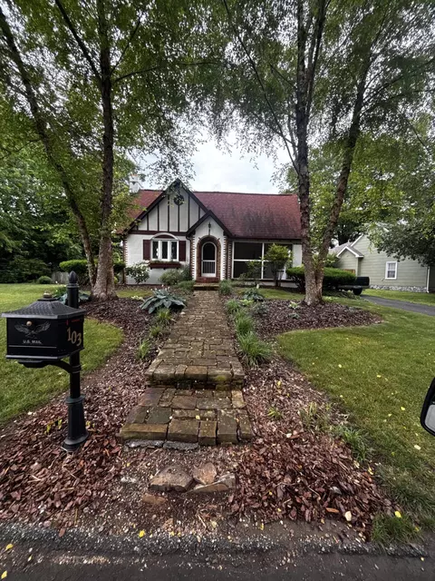 103 S Sweetbriar Ave, Chattanooga, TN 37411