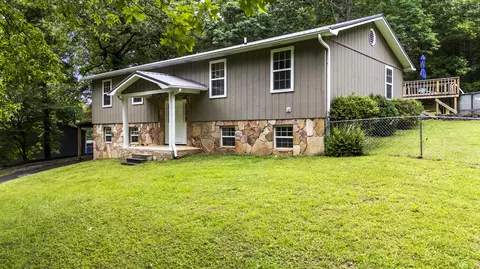 141 Hillview Dr NE, Cleveland, TN 37323