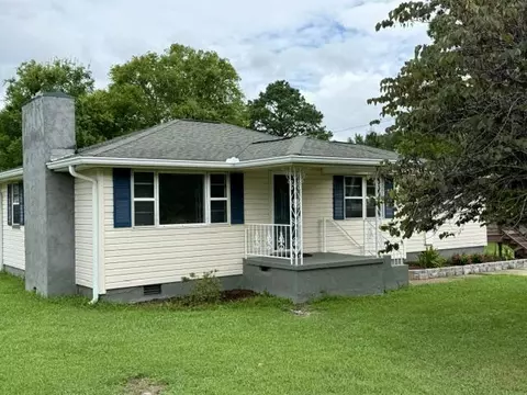 53 Ann Dr, Rossville, GA 30741