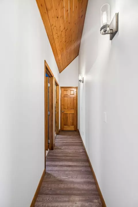 Entry Way - 109 Windridge Ln S, Dunlap, TN 37327 photo 5 of 7