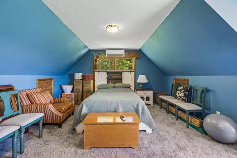 Bedroom - 109 Windridge Ln S, Dunlap, TN 37327 photo 1 of 3