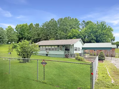 2588 Garretts Chapel Rd, Chickamauga, GA 30707