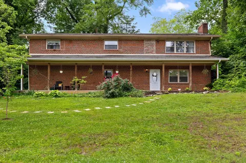 913 Steed St NW, Cleveland, TN 37311