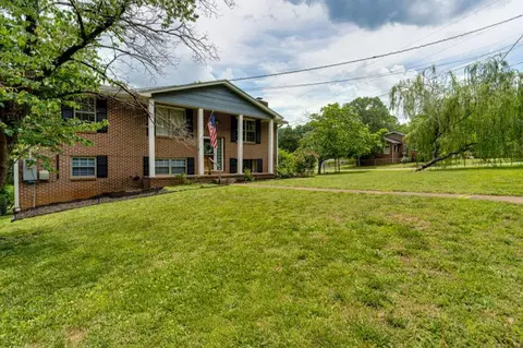 5900 Tyner Ln, Harrison, TN 37341