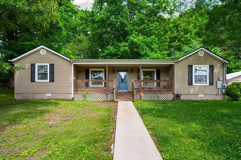 10408 Hamby Rd, Soddy Daisy, TN 37379