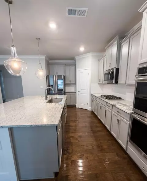 Kitchen - 3330 Grassy Fields Ln, Apison, TN 37302 photo 2 of 3