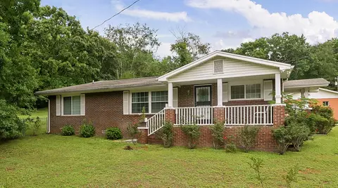 6603 Lively Ln, Harrison, TN 37341