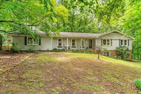 2903 Hickory Ln, Rocky Face, GA 30740