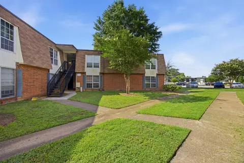 900 Mountain Creek Rd # Q264, Chattanooga, TN 37405
