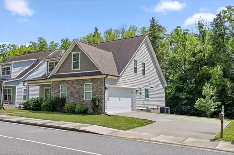 9692 Bill Reed Rd, Ooltewah, TN 37363