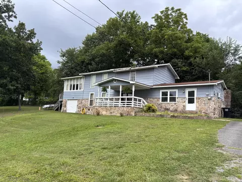 511 Mohawk Trl, Rossville, GA 30741