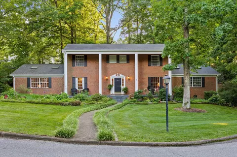 1105 Havenwood Dr, Signal Mountain, TN 37377