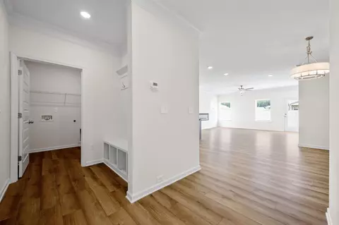 Entry Way - 488 Guy Williams Rd, Rock Spring, GA 30739 photo 3 of 4