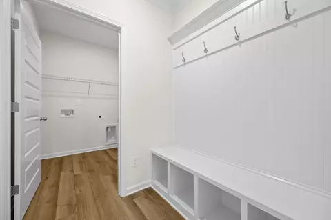 Entry Way - 488 Guy Williams Rd, Rock Spring, GA 30739 photo 4 of 4