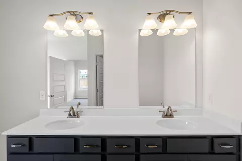 Bath - 488 Guy Williams Rd, Rock Spring, GA 30739 photo 1 of 7