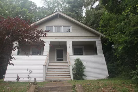 107 N Seminole Dr, Chattanooga, TN 37411