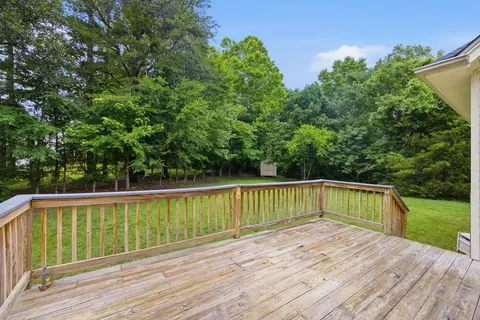 Exterior - 8561 Keystone Cir, Chattanooga, TN 37421 photo 7 of 8