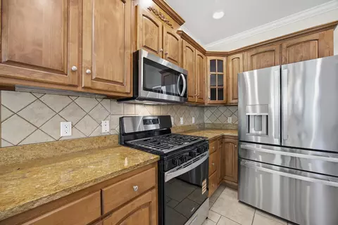 Kitchen - 8561 Keystone Cir, Chattanooga, TN 37421 photo 2 of 4